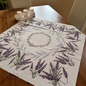 Asztalterítő - NAPRON - Levendulás (94*94 cm)