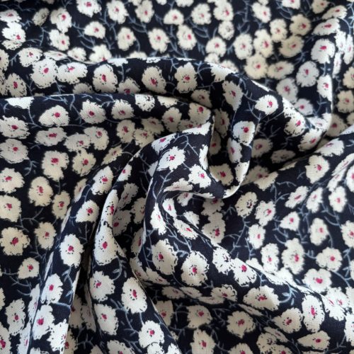 Fehér sűrű virágos flokon sötétkék alapon