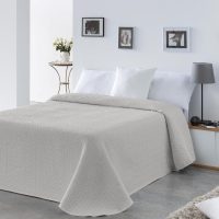 Ágyneműk, Takarók, Párnahuzatok, Asztalterítők